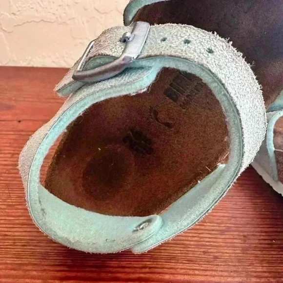 Birkenstock Blue Rio Strap Sandals Shiny Size 26 Girls - Picture 8 of 8